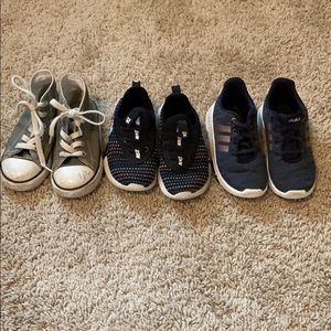 Little kid tennis shoe lot size 9 girls